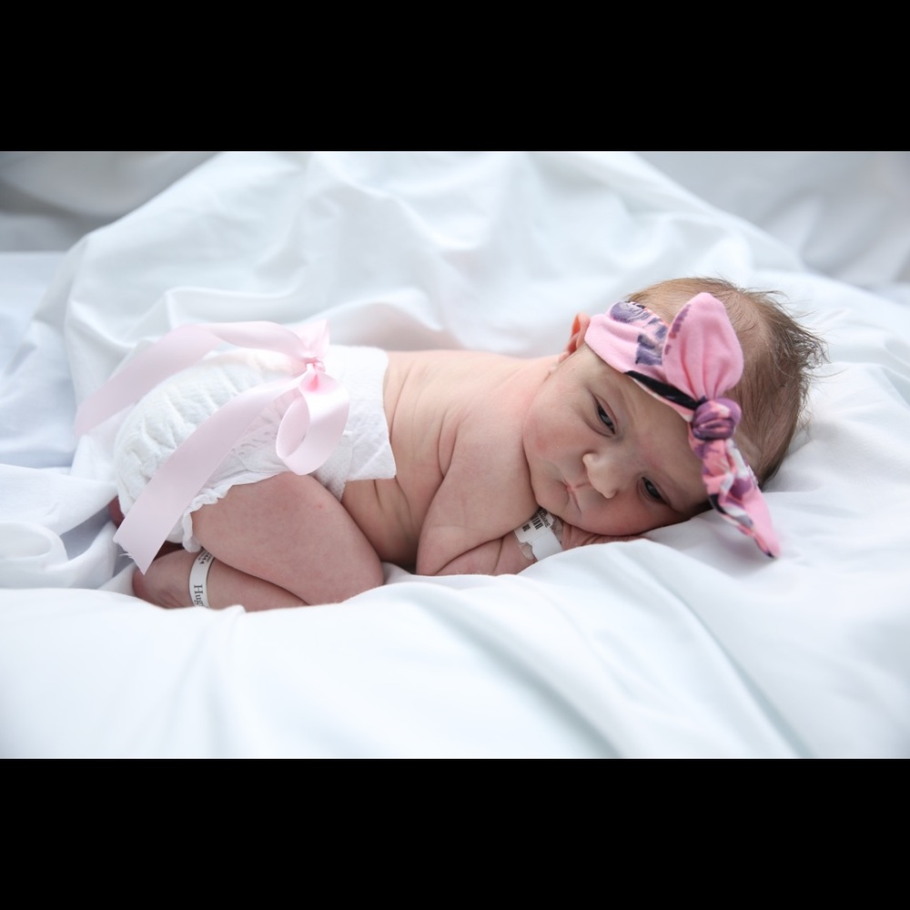 💕🍼SHE’S HERE!🍼💕 - Picture 2 of 2